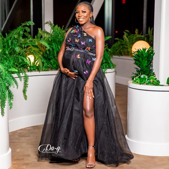 Dresses & Skirts - Dress